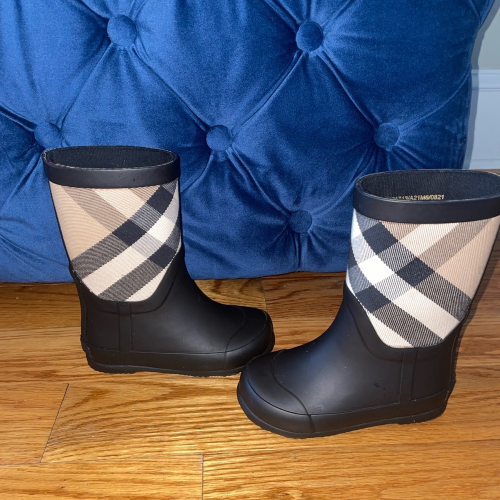 BURBERRY toddler rain boots